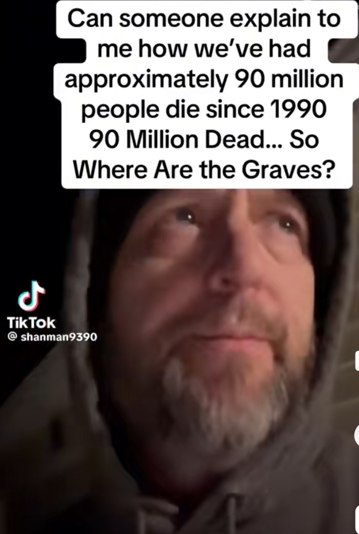 一个美国人在Tiktok 上提出了一个让他困惑很久的问题：“美国自1990年到现