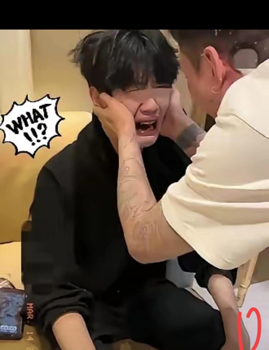 21万包光刮刮乐实测，最扎心的真相被他亲手撕开
 
花21万全包刮刮乐，本想证明