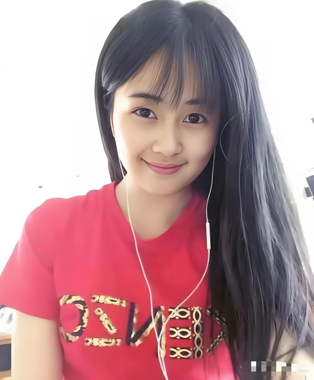 白鹿没出道前，原来是长这样的 