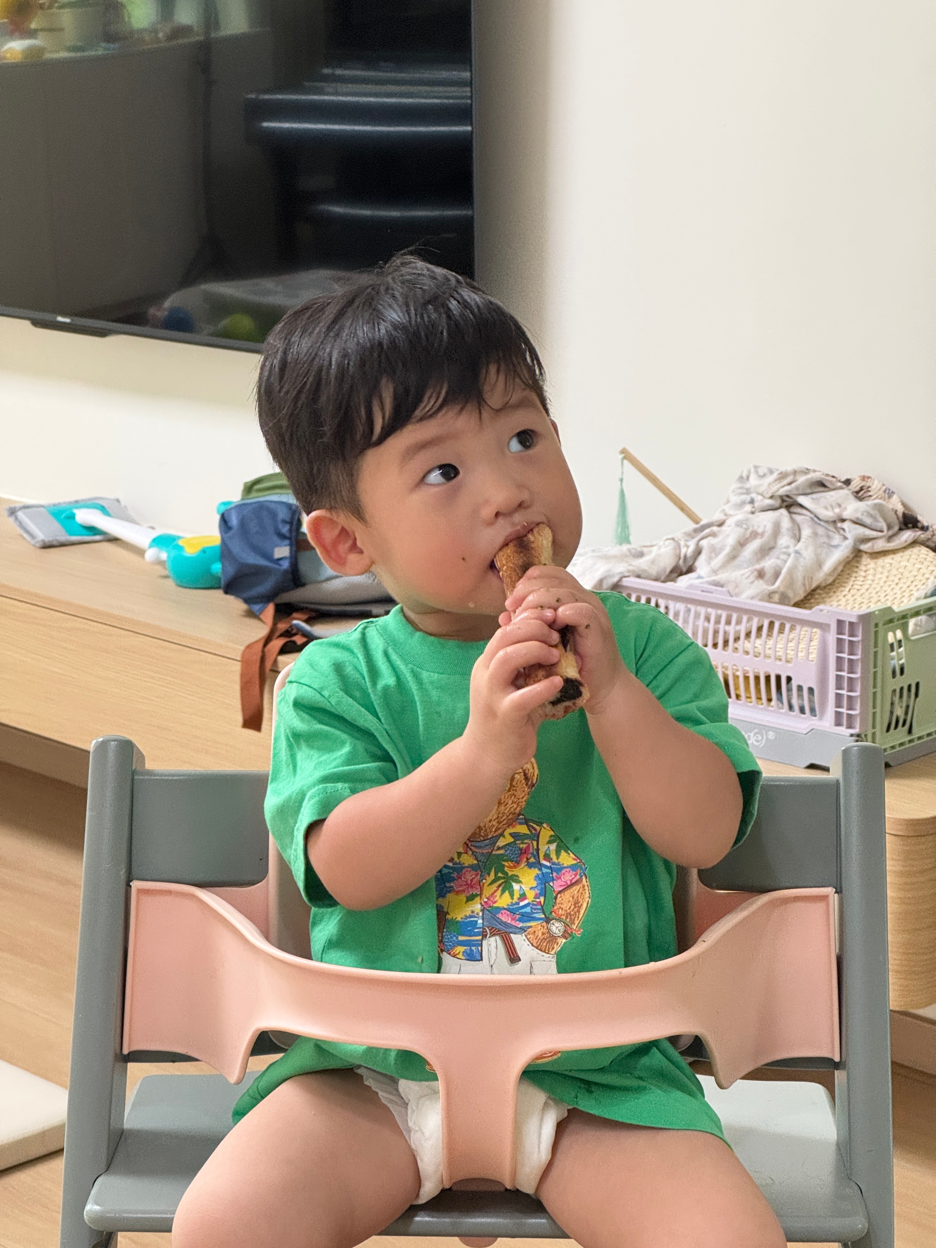 最近怎么可以这么忙！！不过不耽误我吃的很满意，久违的嘎嘎香还是很好吃啊，同品类的