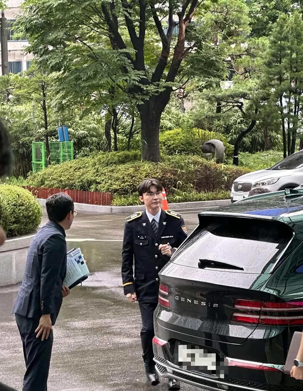 以后Q中李哥算袭警Faker从警