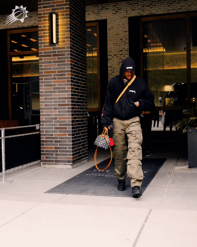 天冷🥶 但手感要热哦 😁太阳vs雄鹿 ｜菲尼克斯太阳 ｜旭日东升 ｜ 