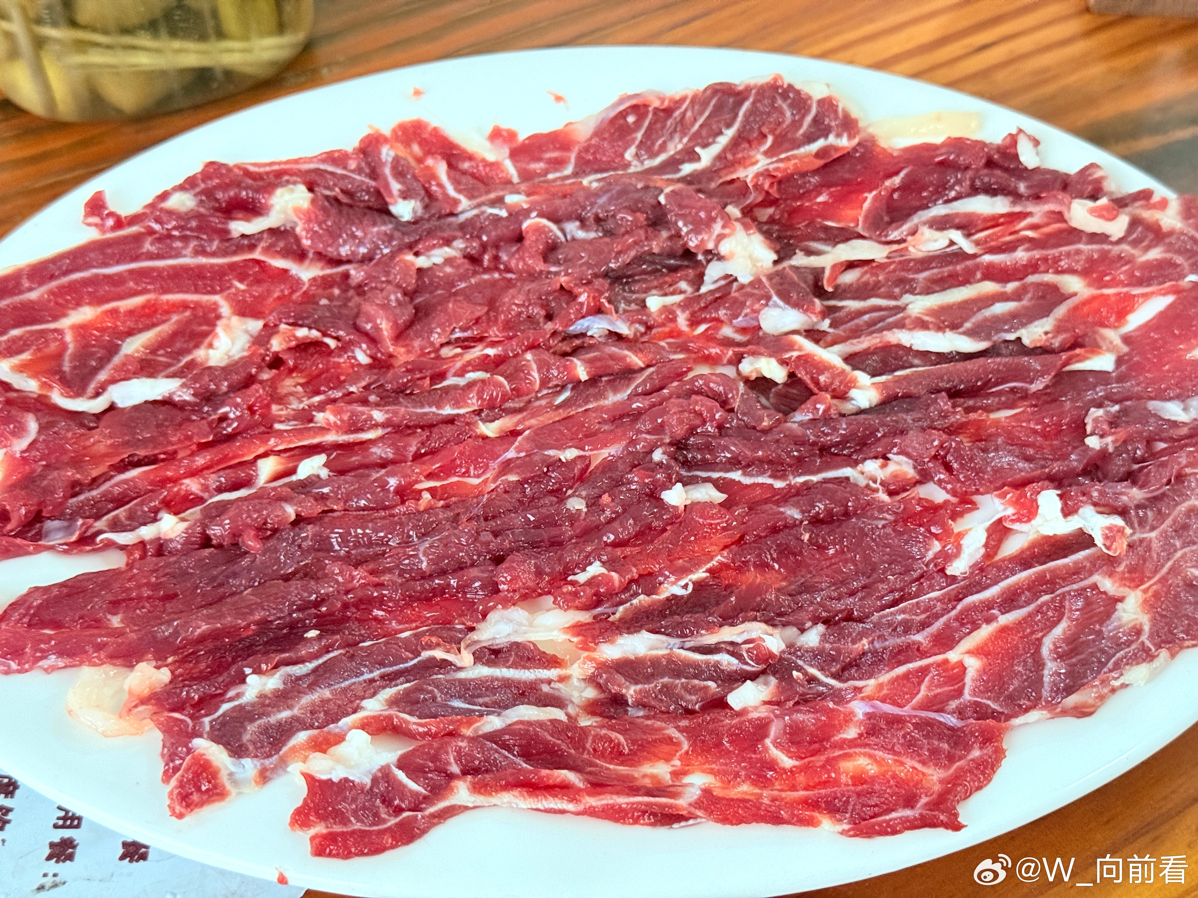 这几天都是吃吃喝喝……