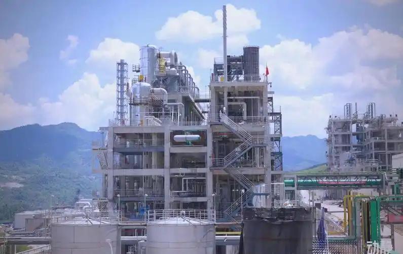 美国最近在化工领域又亮出了新动作，直接把磷化工推到了战略安全的风口上，这一领域已