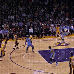 不吹不黑，易建联放现在NBA，级别不比雷霆队的切特差，在NBA妥妥的首发，身体爆