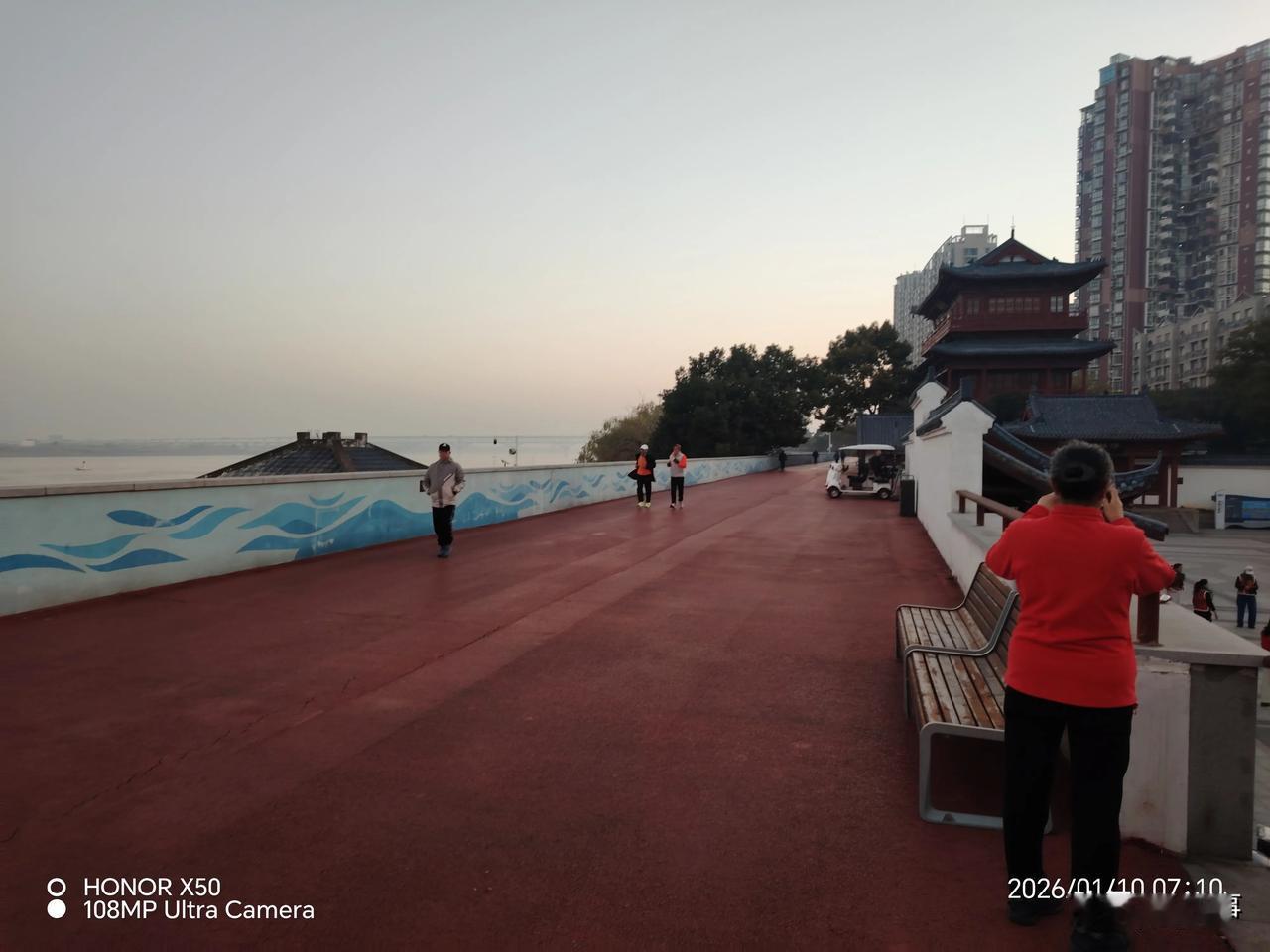 探寻人工智能希望人工智能更多的应用到人们生活中