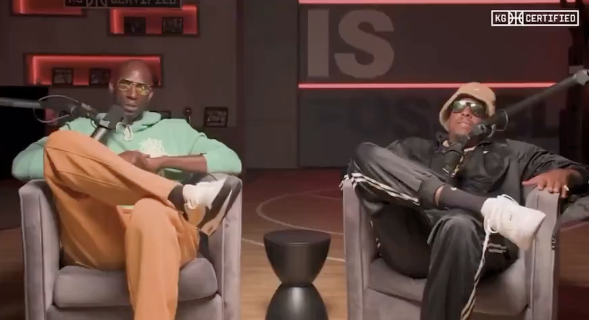 加内特调侃皮尔斯：我原以为你会拿到MVP，但你就是不防守