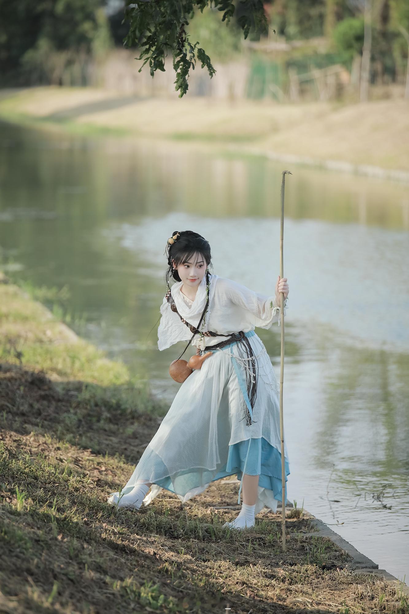 此时情绪此时天，无事小神仙 