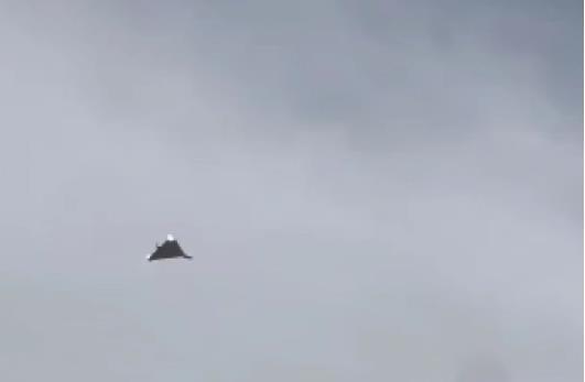 乌克兰泽连斯基虚假宣传，被阿联酋戳穿：乌克兰防守的五处设施全被命中。
    乌