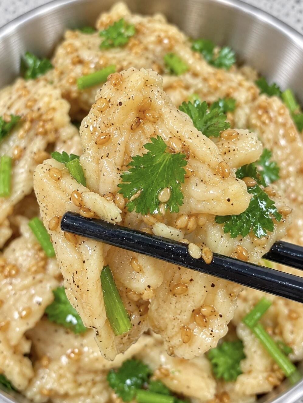 讲真…这个真的巨掉秤又好吃，分享巨好吃的麻椒鸡胸肉片，巨好好吃，低卡饱腹，减脂的