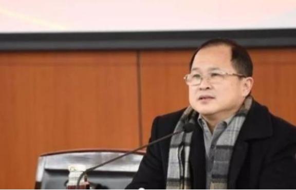 “中美关系恶化错不在美国，责任在中国！”2023年，上海教授胡伟曾说出这样的话，