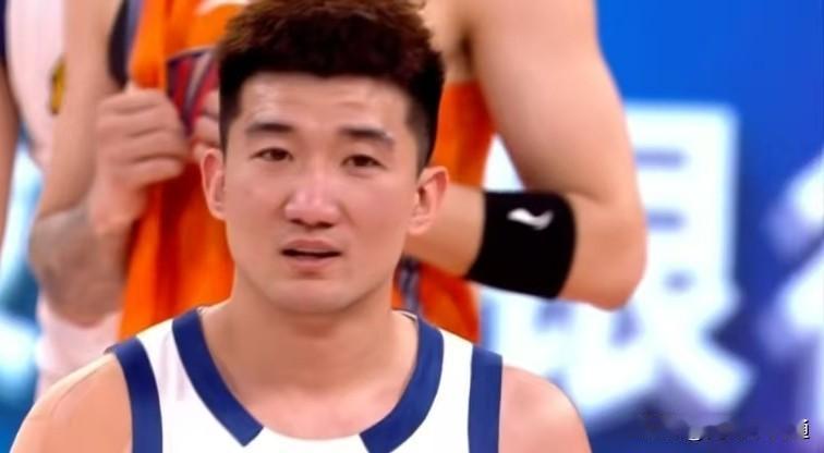 浙江广厦主场33分惨败啊！总决赛一边倒！上海男篮总冠军稳了！
在硬实力面前啥也是