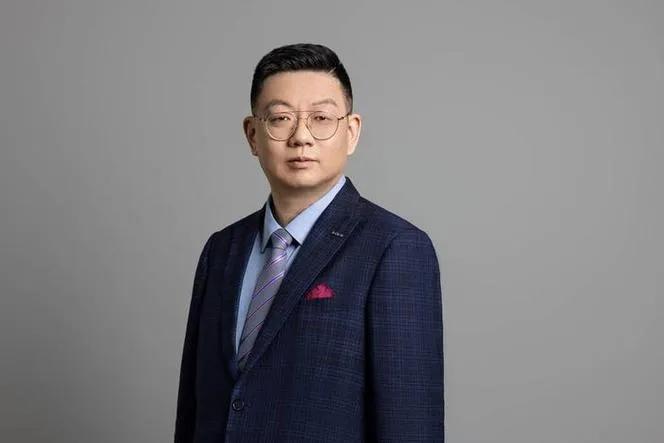  起亚中国首席运营官杨洪海公开表示：合资车企的技术积累、人才积累、全球化经验，包