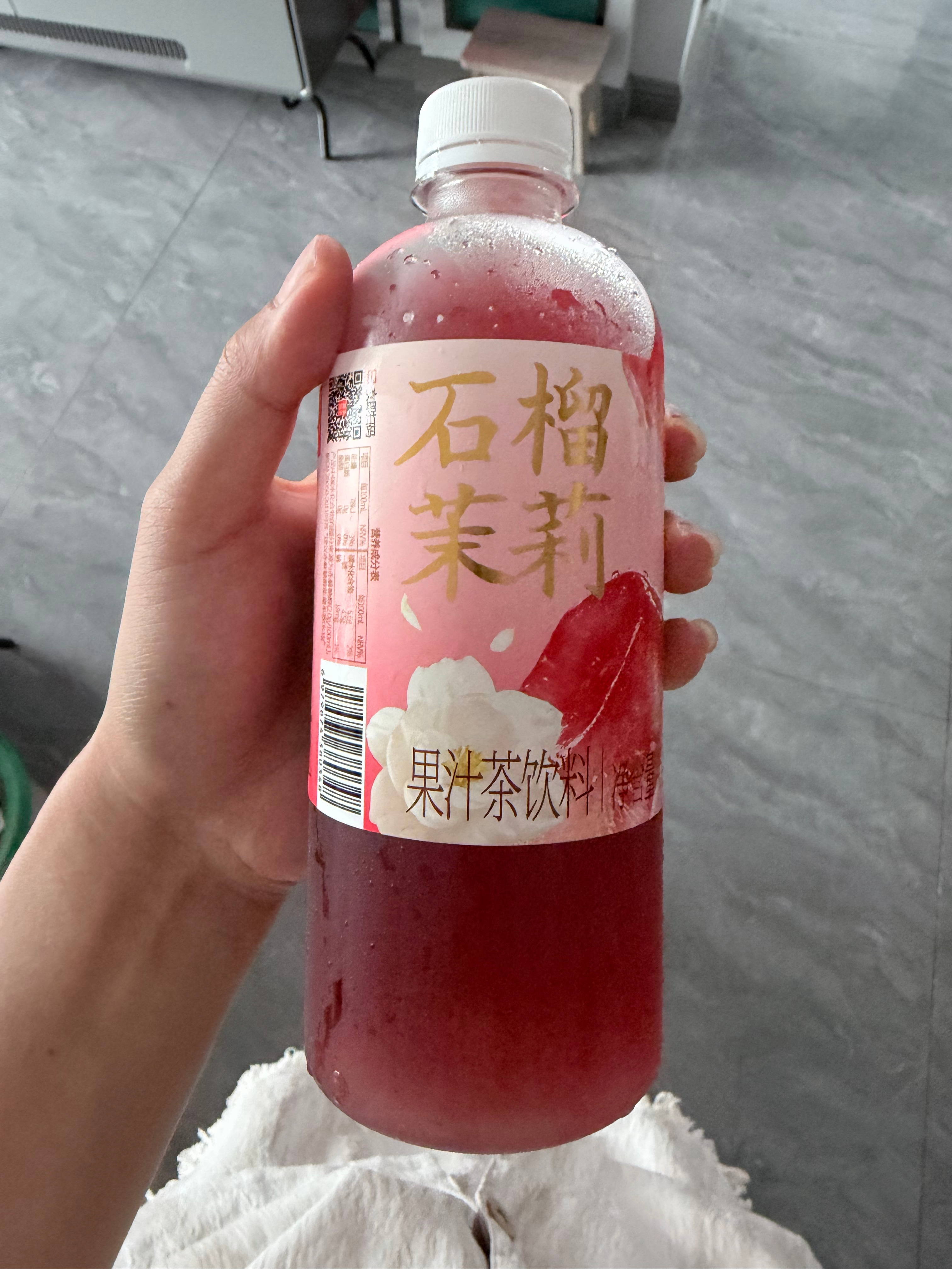 进货小黑长大变丑了