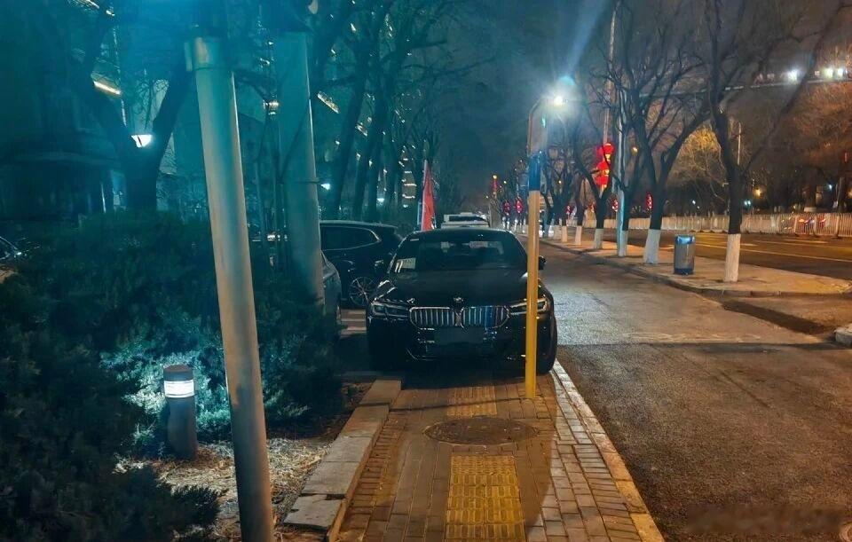 【爱车安全贴士临牌成了“免罚护身符”？北京正研究加强监管措施！ 】临时行驶车号牌