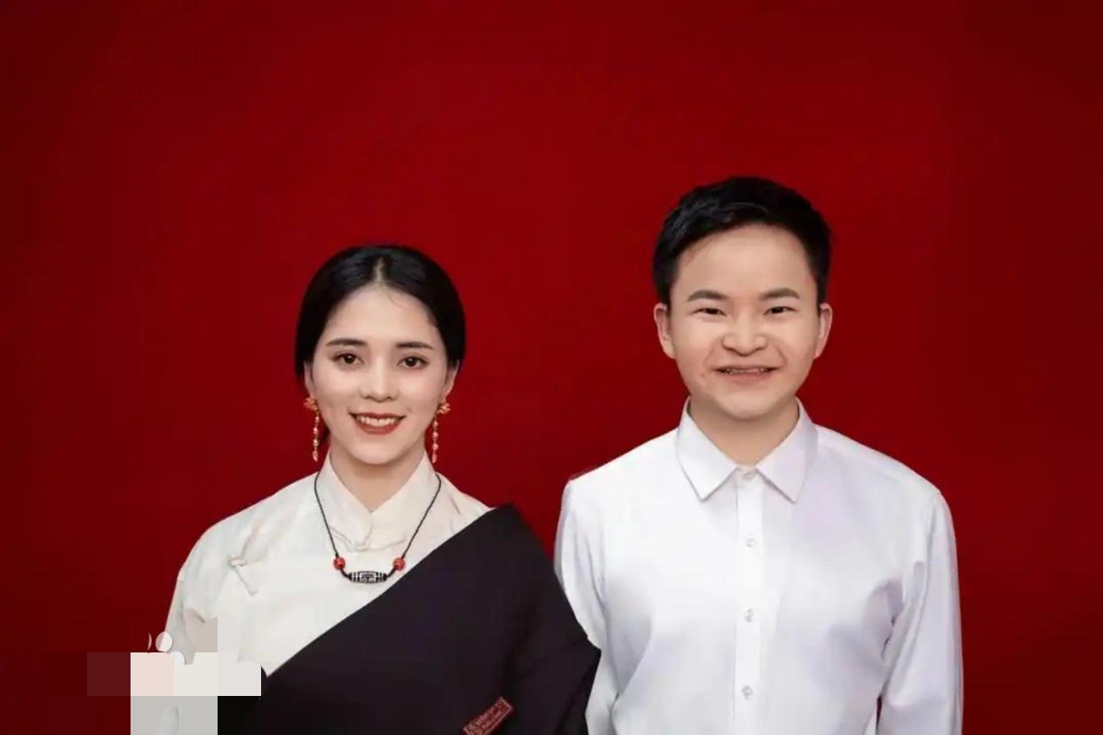 还记得汶川地震中那个小英雄林浩吗？当年的小林浩今天传来喜讯，他当上爸爸了。

2