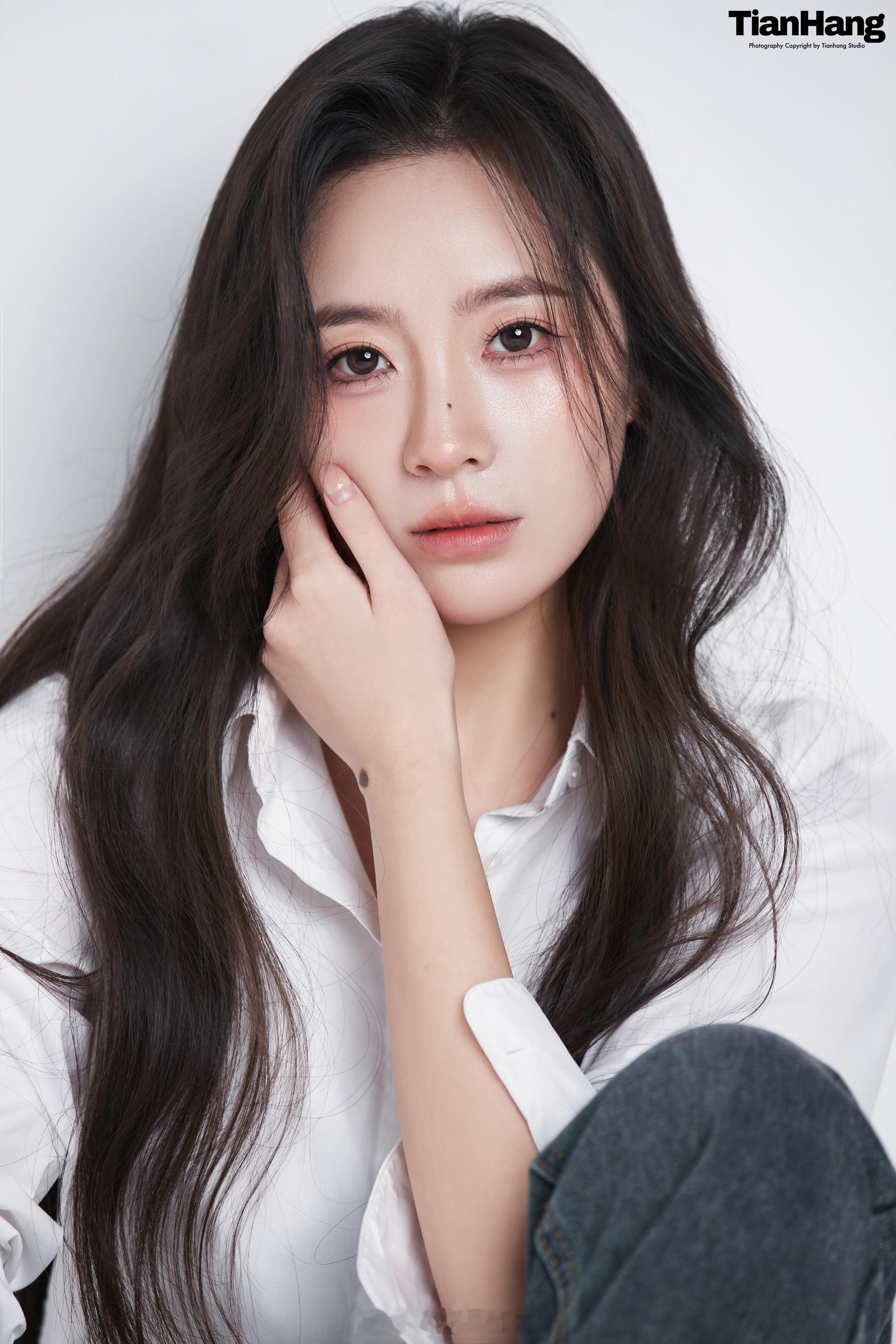 ✨棚拍客片分享简单极致·松弛感才是最美的滤镜💫天航工作室韩系棚拍少女心情绪天航