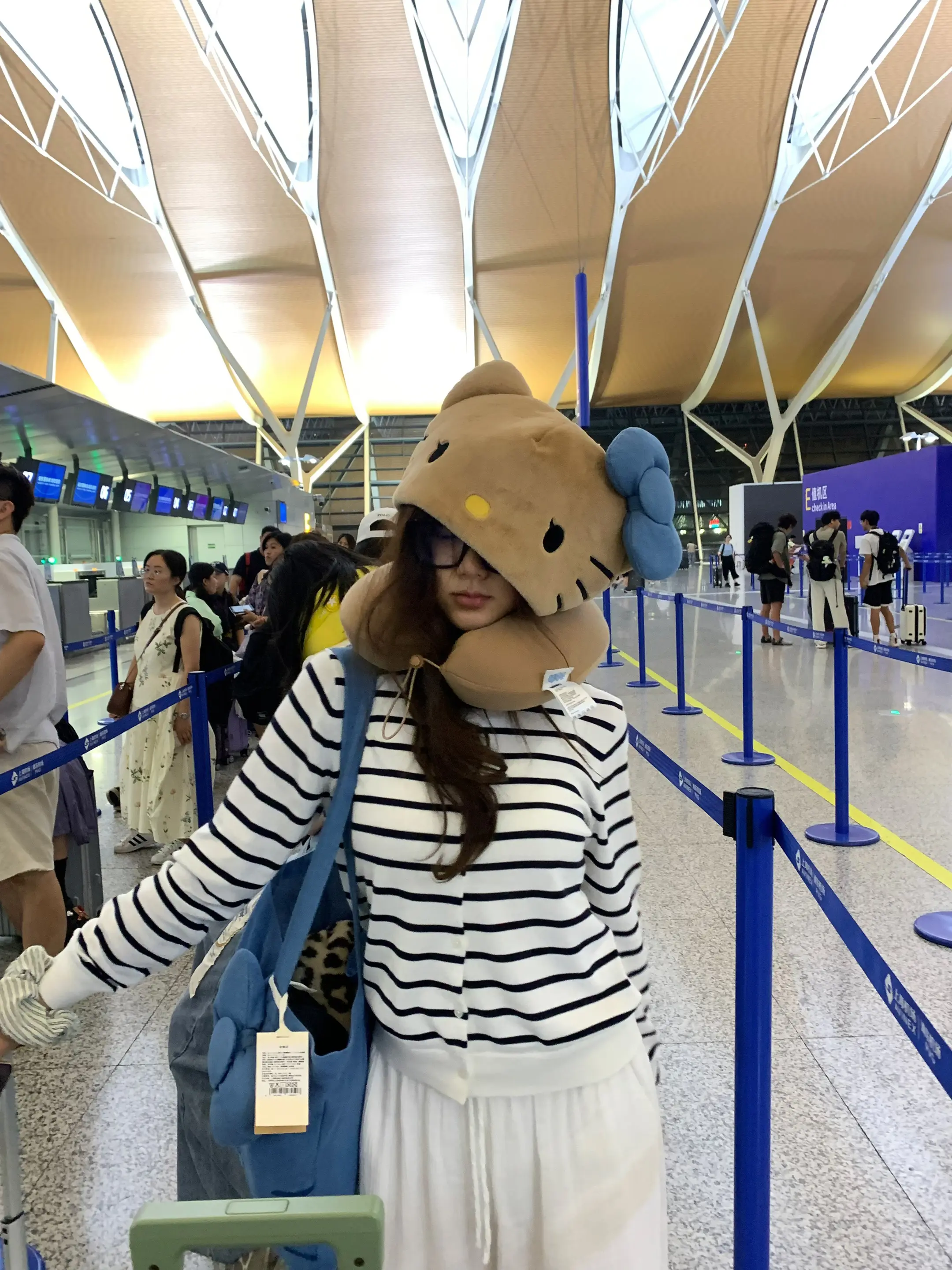 我想 当你读懂我的隐喻后  我已经走了很远了