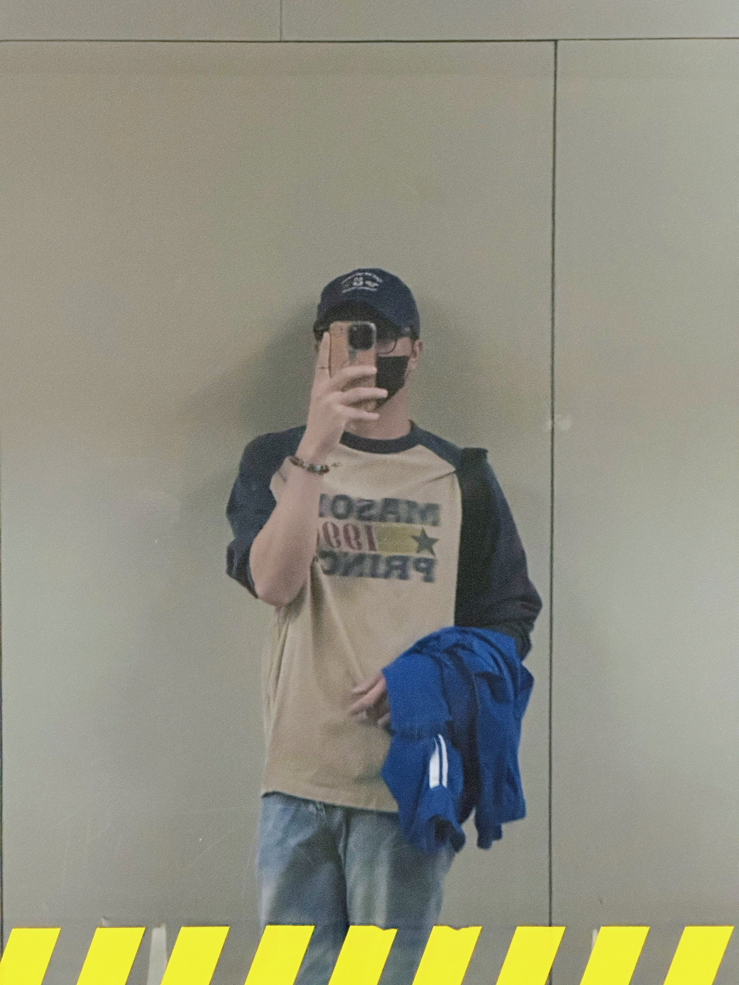 今日OOTD：高哥看了都愣三秒[喵喵] ​​​