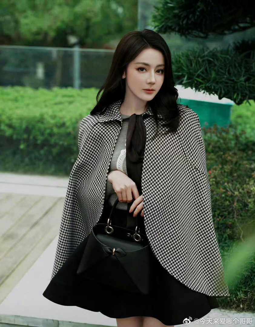 迪丽热巴最新Dior大片 