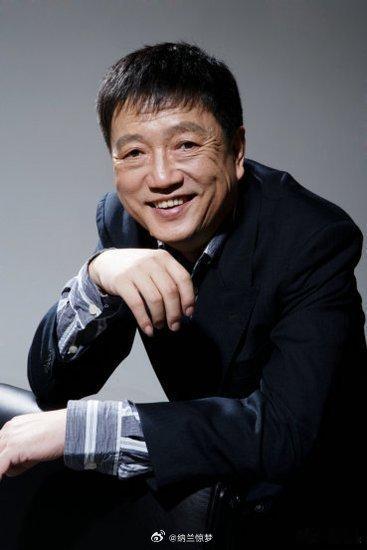 人生到处知何似，应似飞鸿踏雪泥。演员秦焰今日离世，文艺界一片哀悼。这位老戏骨或许