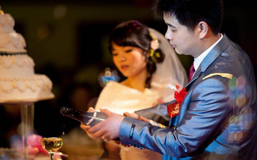 新人结婚收到幼儿园小朋友祝福跟大家说说我结婚那天，至今想起来都鼻尖发酸、心里发暖