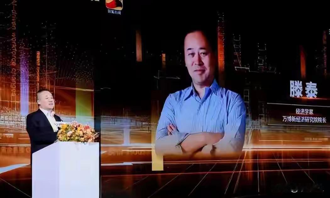 河南网友沸腾！专家喊话国家直接发钱：14亿人每人1000元消费券，不设限半年花完