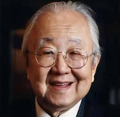 上世纪90年代初，中央电视台推出了一档栏目《东方时空》，其中一个子栏目叫《东方之