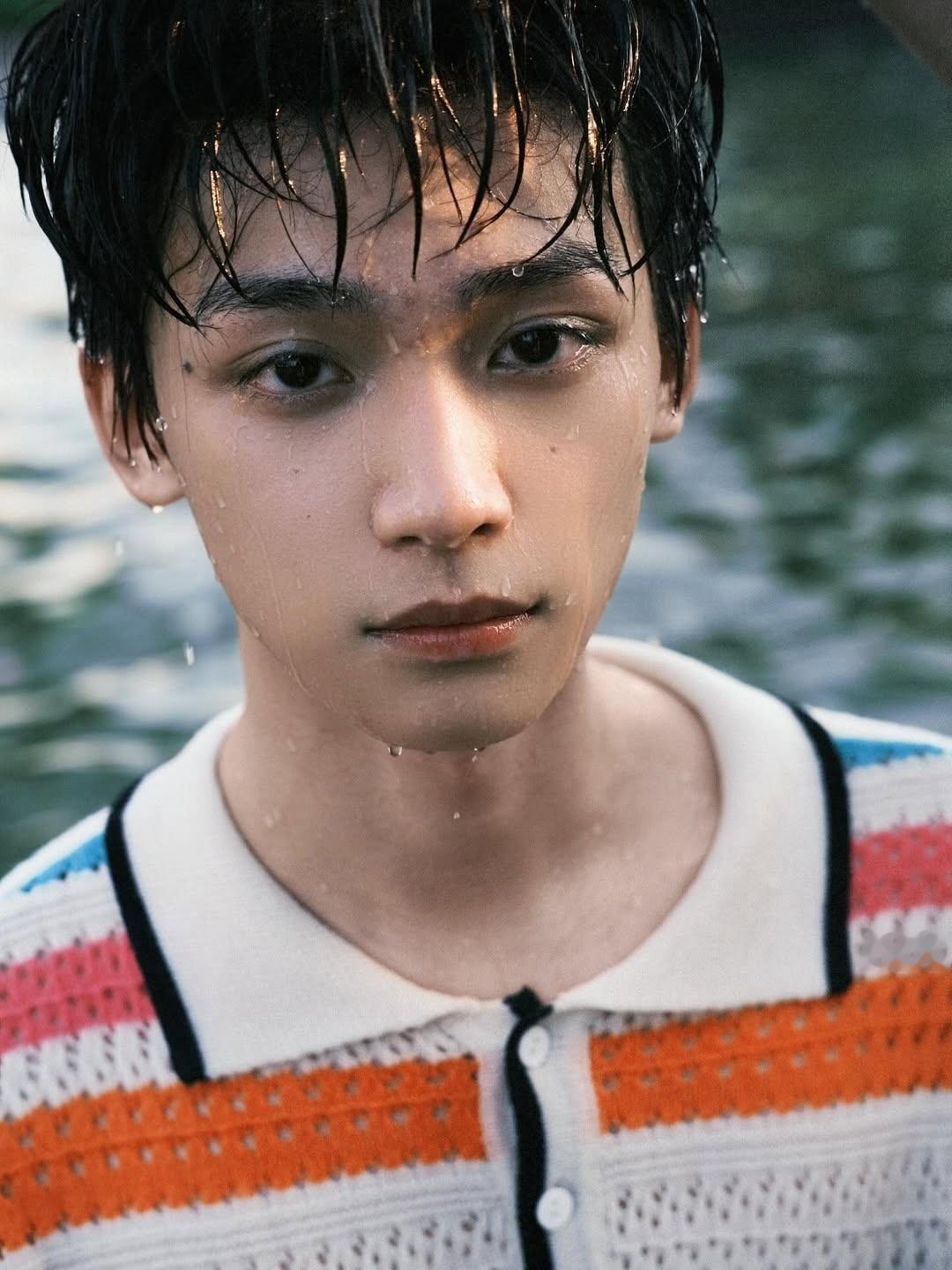 梓渝 × 「吴所畏」剧照📸湿发💧 ​​​
