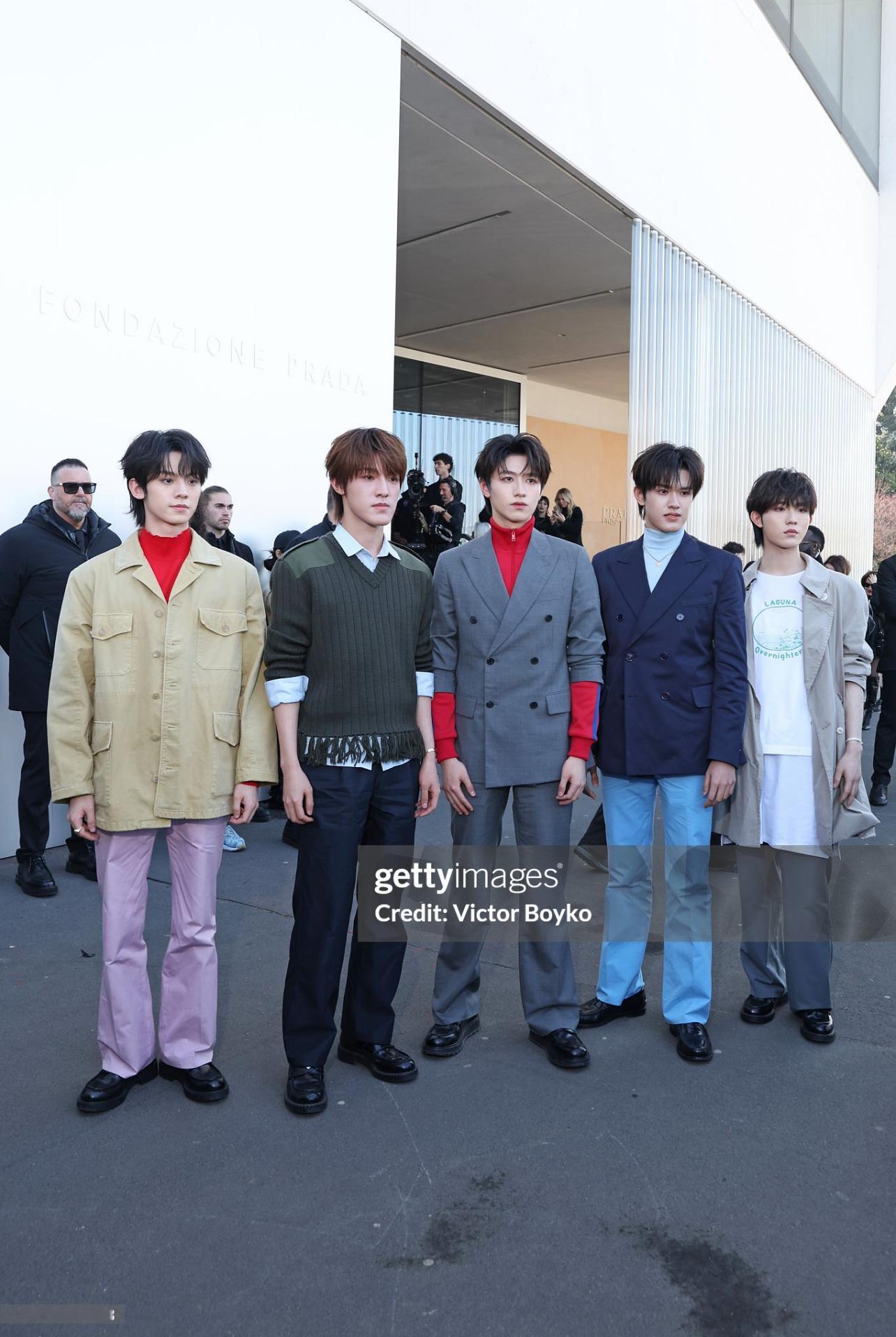 TOP登陆少年｜Prada大秀 G社生图发布～📸米兰时装周时装周TOP米兰Pr