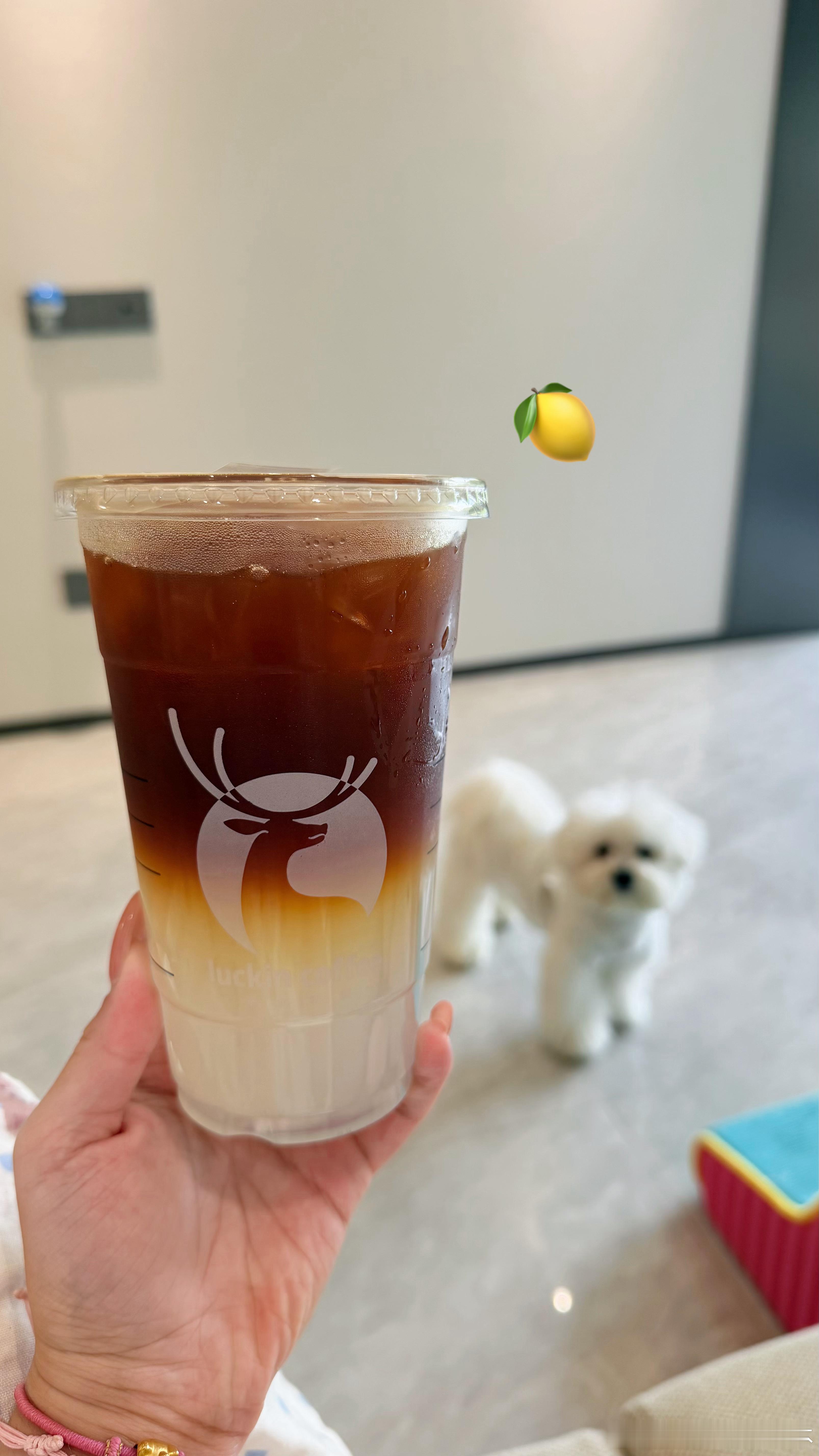 hello又是柠c🍋我感觉柠c是消肿的神 