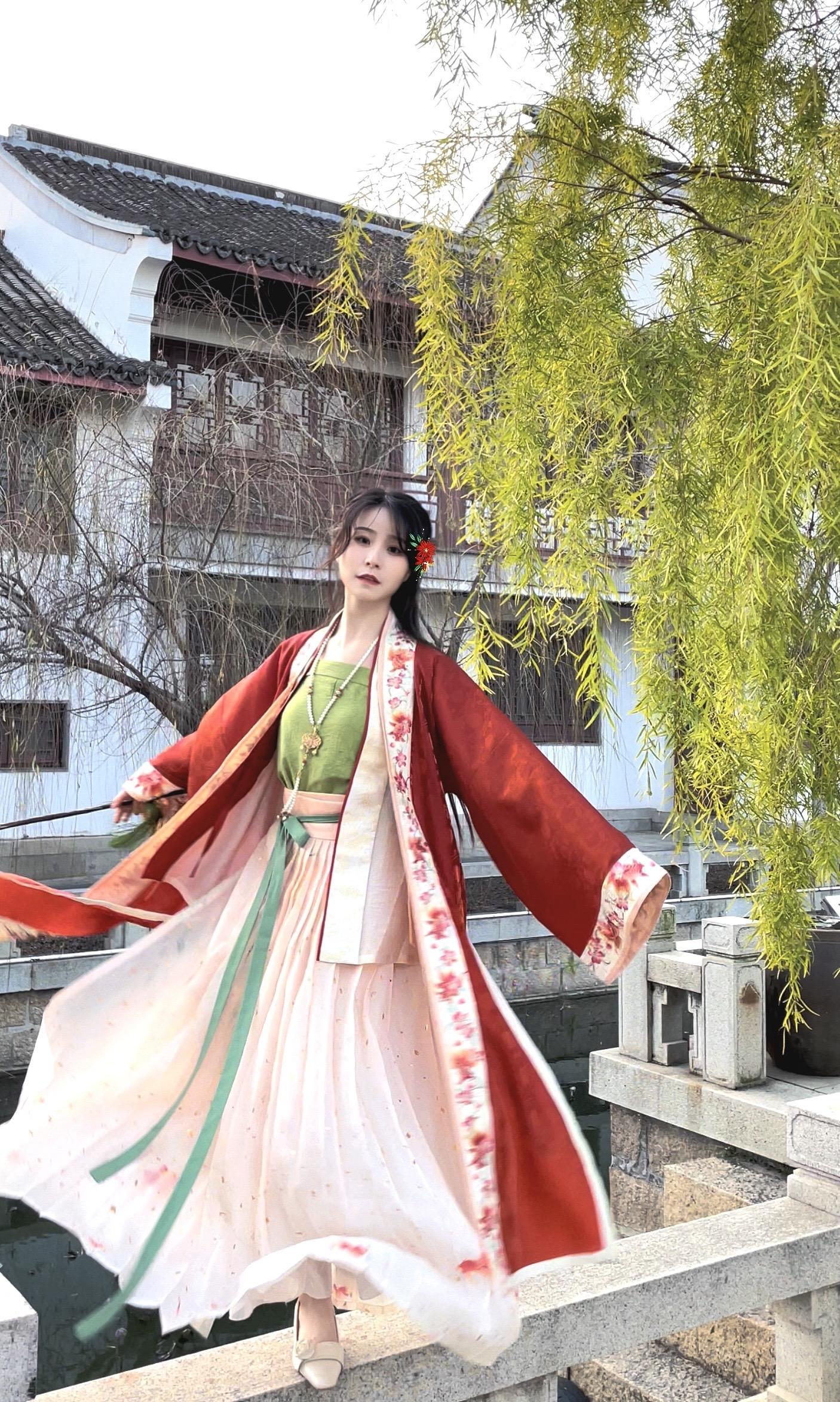 独自闯过悲喜