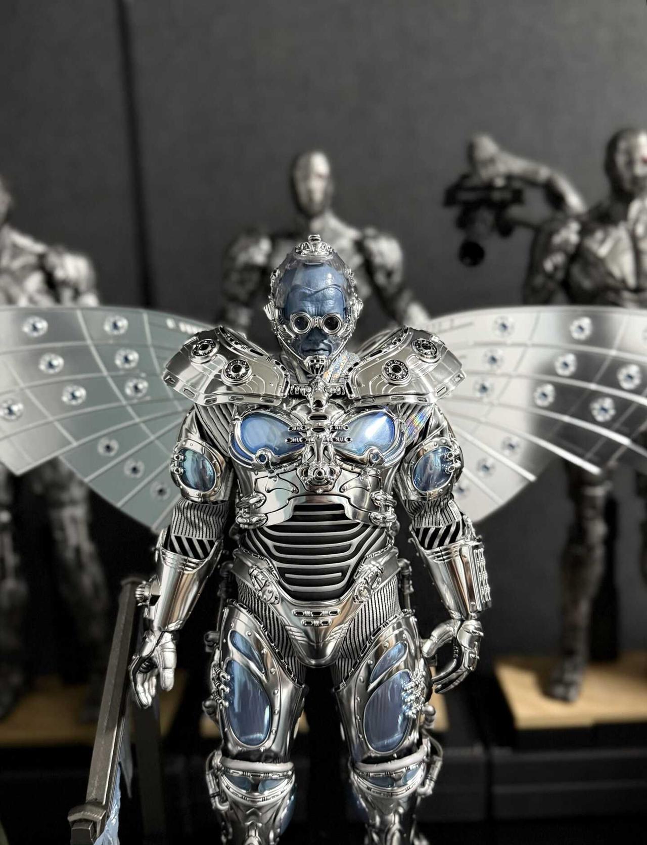 1/6 Hot Toys