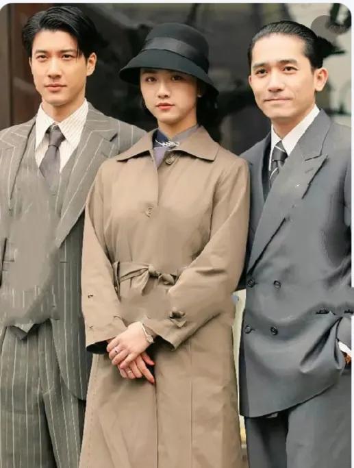 28岁的汤唯因和王力宏、梁朝伟的合作而红透娱乐圈，其实早期只看过她的一部电影--