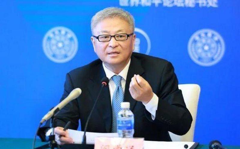 “维护和平最容易的办法就是投降”，清华大学阎学通曾直言，他表示军队没维护和平作用