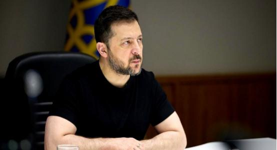 有人当面指着泽连斯基说他撒谎。
 
可能很多人会疑惑，泽连斯基到底说了什么，能让