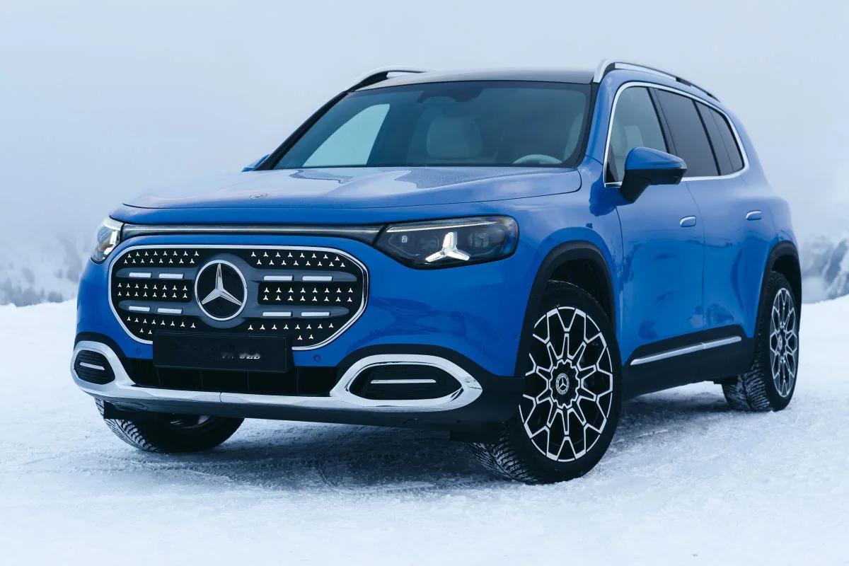 全新梅赛德斯-奔驰GLB 