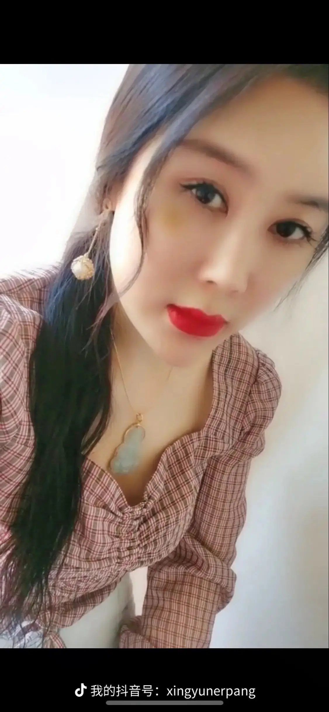 再熬一熬吧，今年很快就过去了，说不定明年就好了呢”
