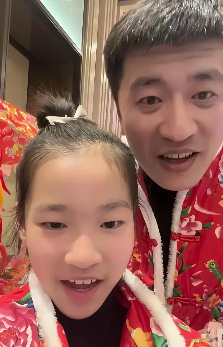 高考过后，最忙的公司，最忙的人，实属他了吧，怪不得前几天泪洒直播间，鞠躬作揖：从