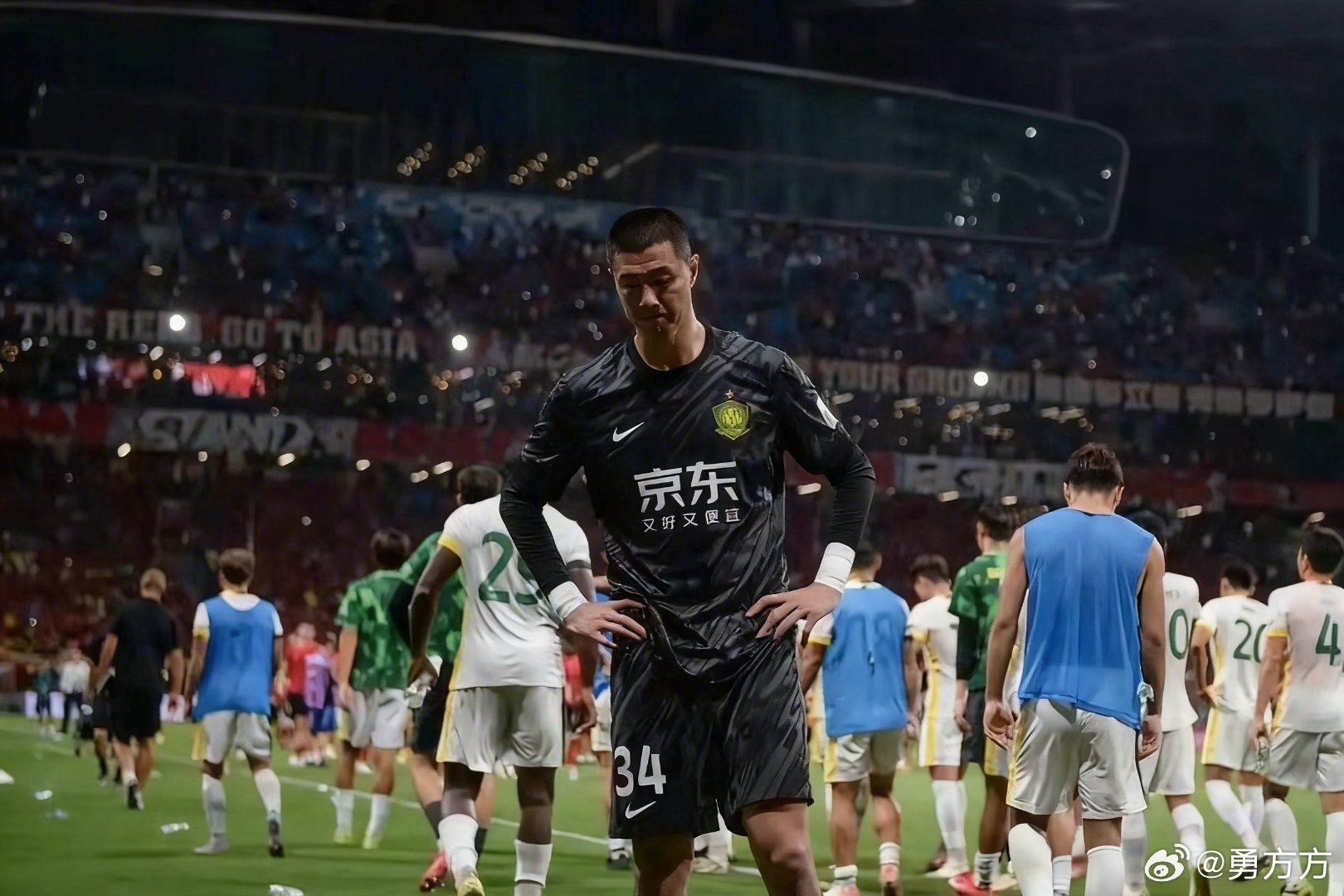 山东鲁能vs北京国安 侯森确实是伤了，具体的等一个官方消息吧。 