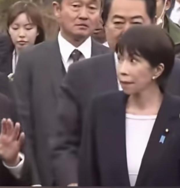 越来越可怕了！日本野心再也不装不下去了，日本军事细节全面曝光。他们正在研发“万能