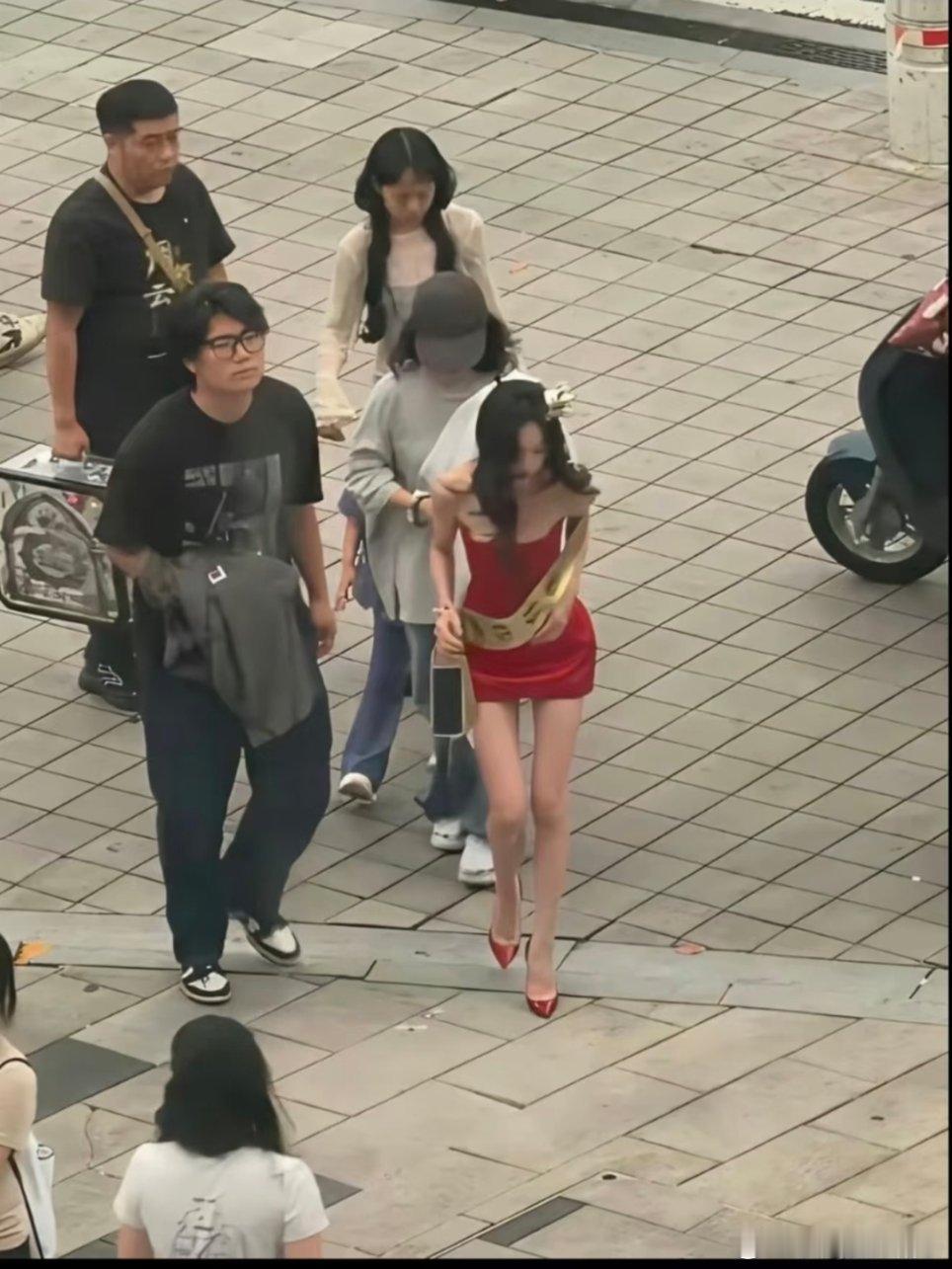 明星真的要瘦成这样才上镜吗 