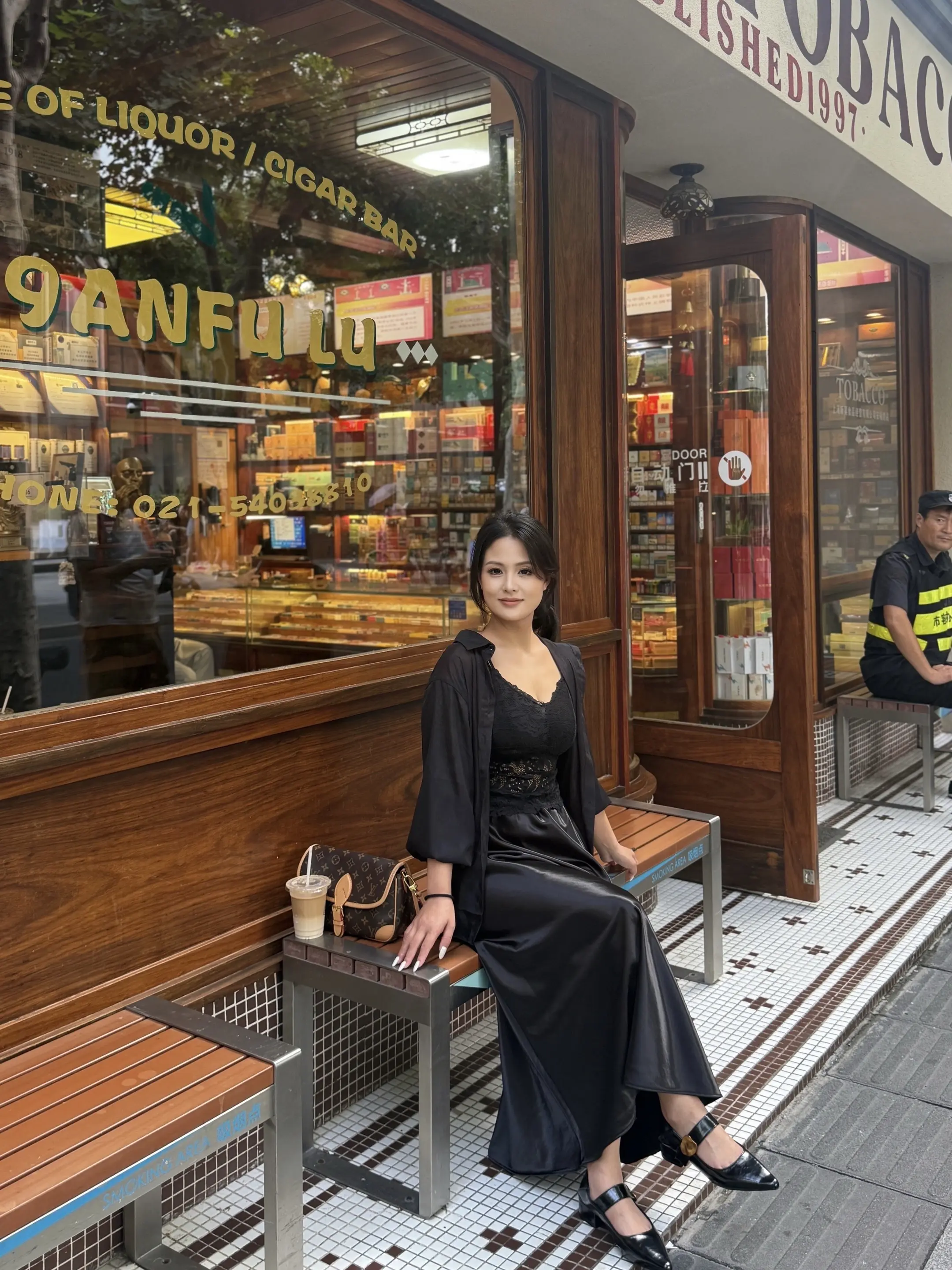 自由和快乐才是生活的最高旨意