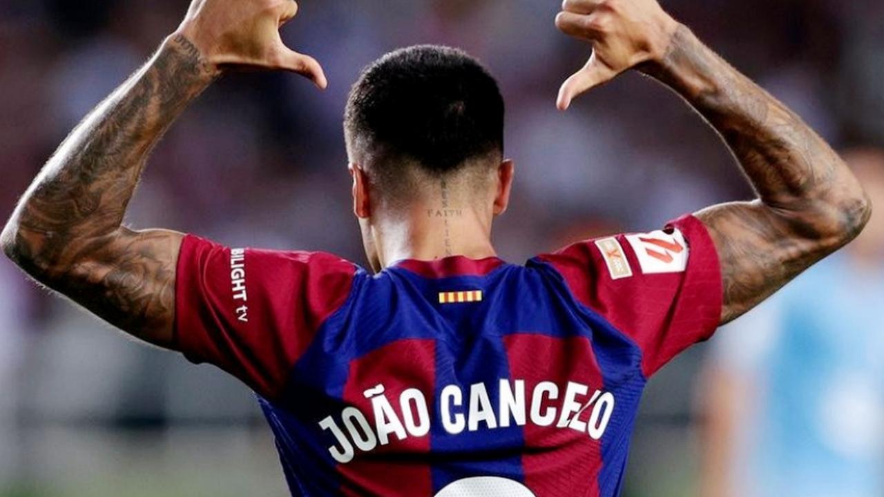 如果坎塞洛选择与利雅得新月提前解约，新月方面或有可能松口。
坎塞洛也愿意降薪留在