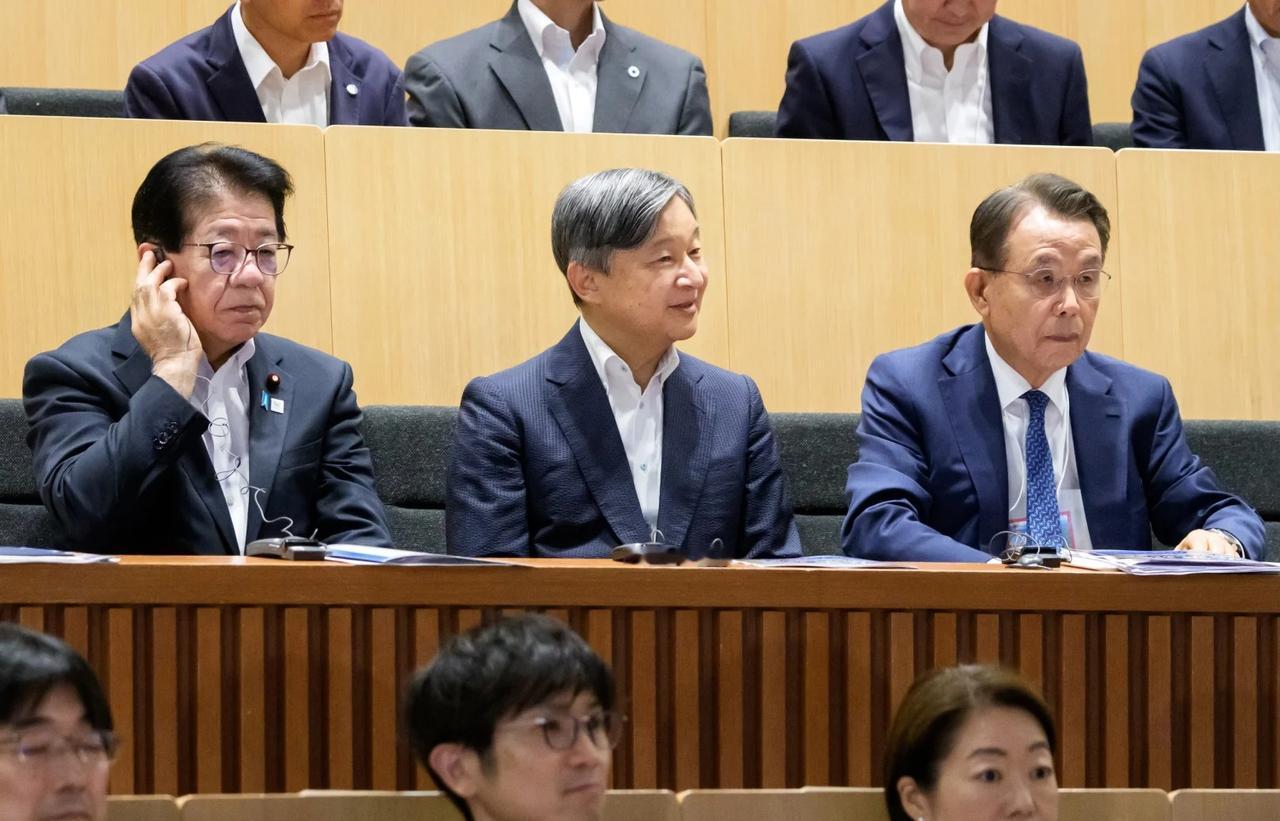 德仁天皇出席水问题国际研讨会
7月28日，德仁天皇前往位于东京都江东区的日本科学