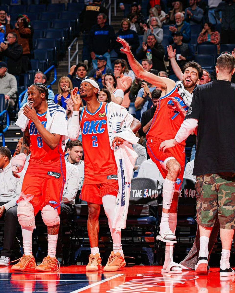 现在联盟里有一种声音——因为雷霆队所展现出来的统治力，其他争冠球队缺乏补强的意愿