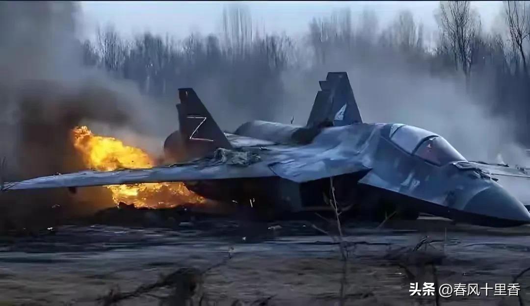 刚刚过去的半月内，F-16可真是出尽了“洋相”。土耳其一架F-16从基地升空不久