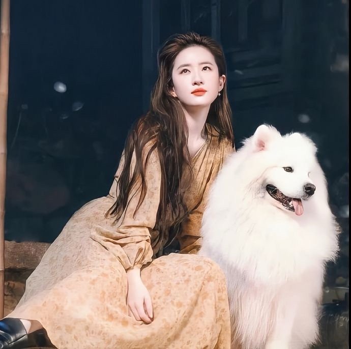 “时间不是创可贴 我想起某些瞬间的时候还是会流泪” 