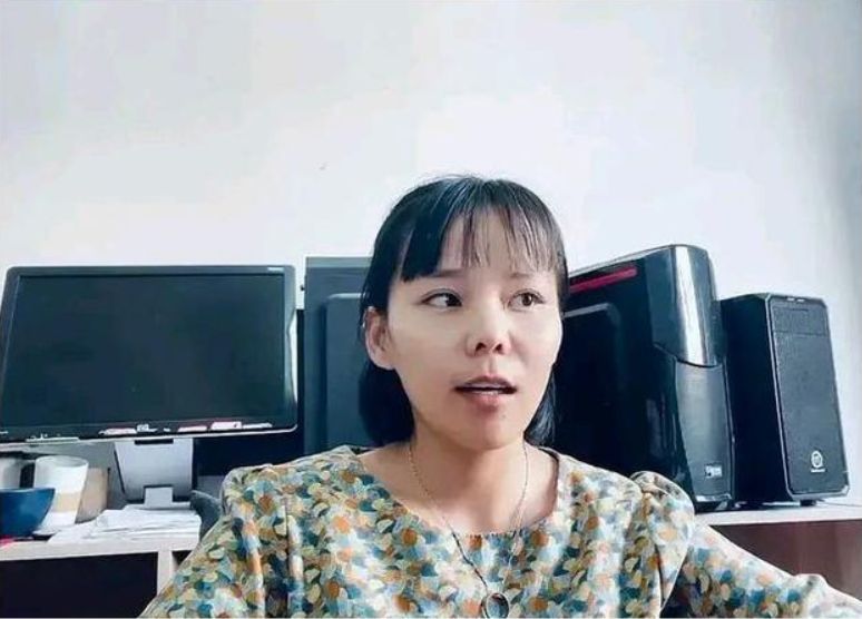 2月22日熊磊开了直播，这一次直播并不是直播带货，而是回应近日广大网友关注的“录...