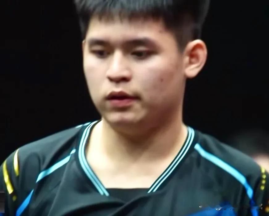 小将稚嫩，林诗栋2-3不敌邱党，无缘WTT男子总决赛八强！

 
北京时间1月3